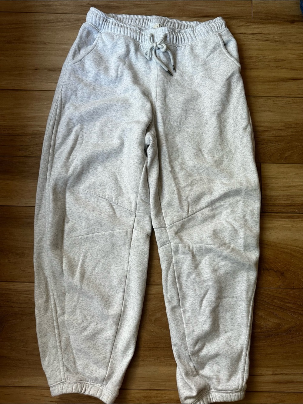 Universal Thread Light Heather Gray Jogger Sweatpants